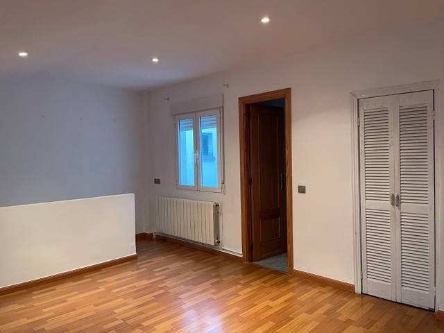 Dúplex en Venta en Calle Costa Brava, 14 en Los Negrales