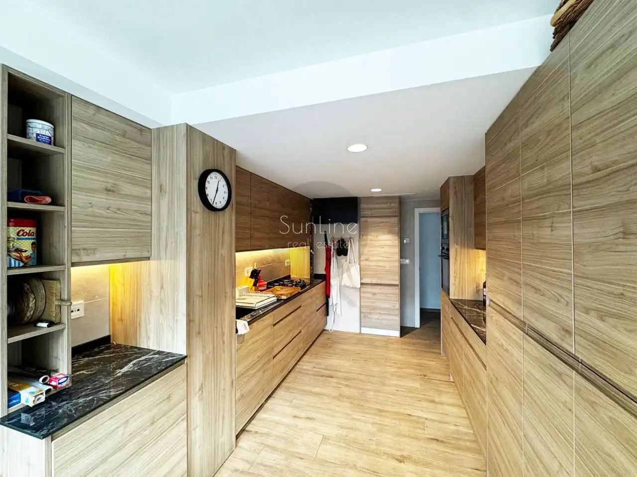 Küche von Wohnung zum Verkauf in Gandia mit Klimaanlage, Terrasse und Möbliert
