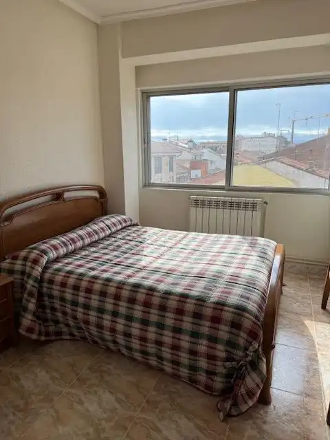 Habitación de Piso en venta en Peñaranda de Bracamonte con Calefacción y Amueblado