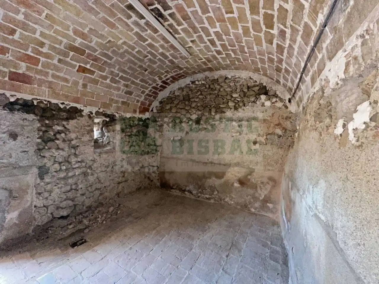 Finca rústica en venta en Bàscara con Jardín privado