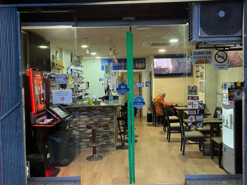 Local comercial en traspaso en Confradia sant elm 10, imagen 7