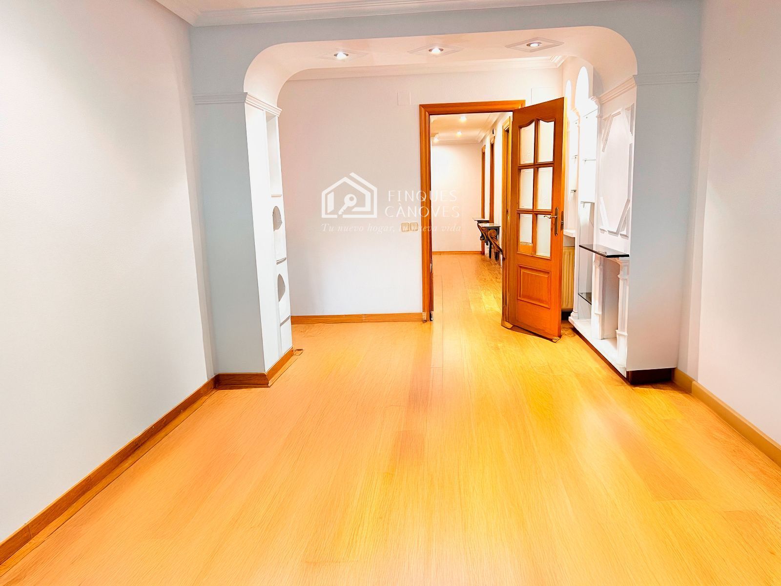 Flat for sale in Girona Capital  with Air Conditioner, Heating and Parquet flooring