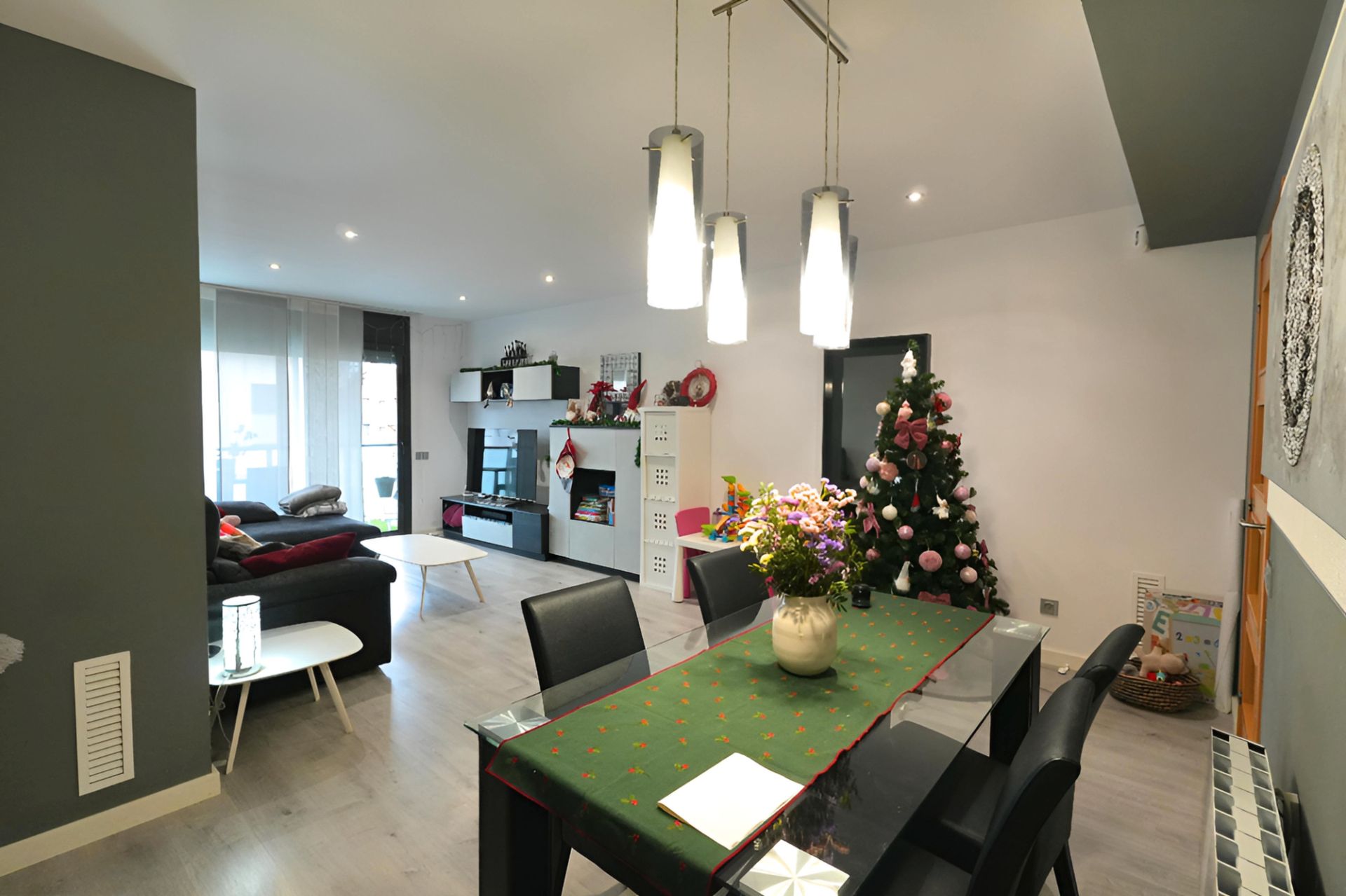 Sala de estar de Ático en venta en Castelldefels con Aire acondicionado, Calefacción y Terraza