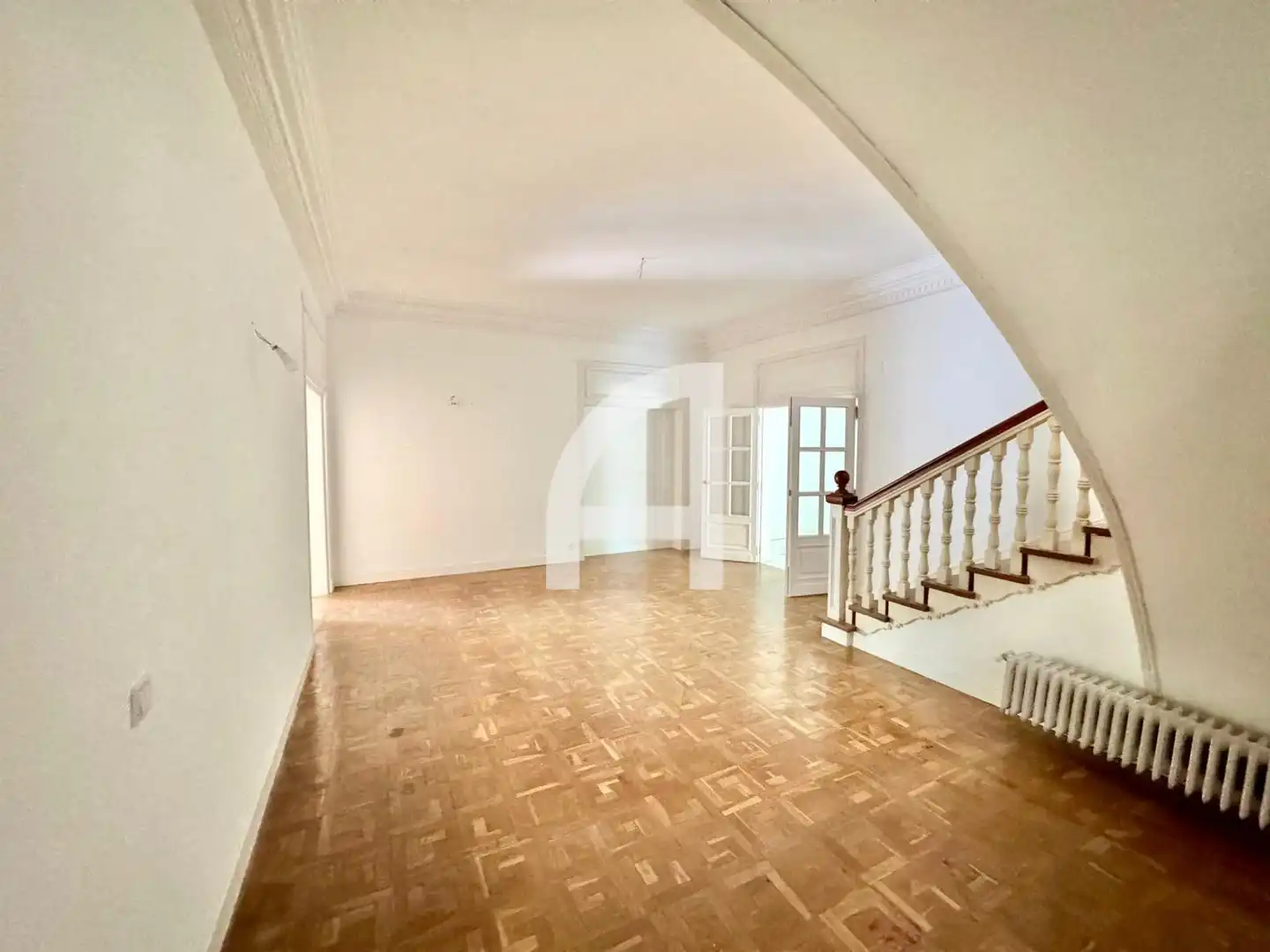Sala de estar de Casa o chalet en venta en Villanueva de la Cañada con Aire acondicionado, Calefacción y Jardín privado
