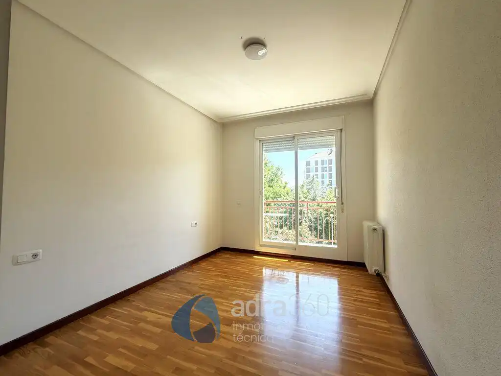 Schlafzimmer von Wohnung zur Miete in  Logroño mit Heizung