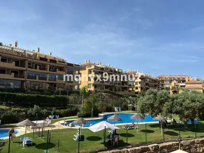 Apartamento con piscina en venta en La Cala Mijas