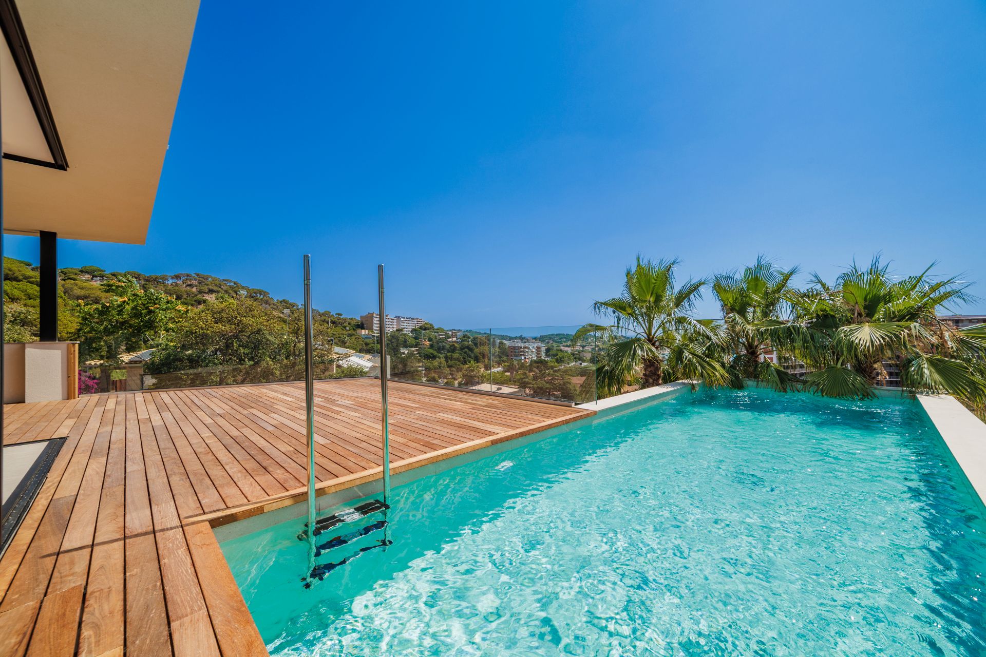 Piscina de Casa o xalet en venda en Sant Feliu de Guíxols amb Aire condicionat, Calefacció i Jardí privat