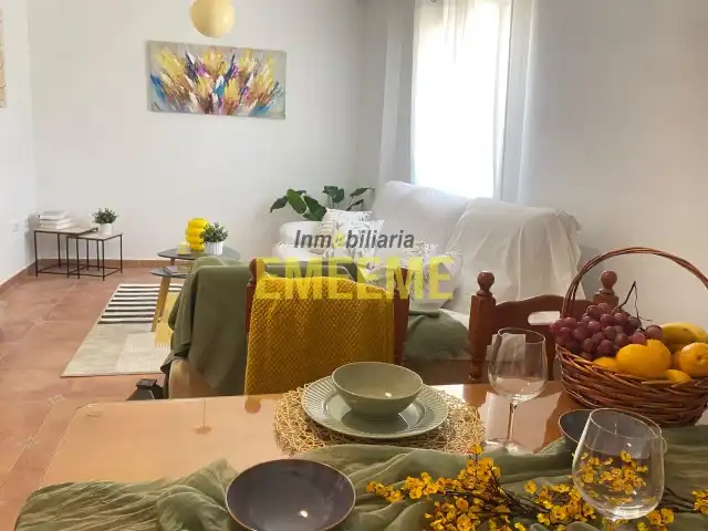 Casa aparellada amb terrassa en venda a Cuevas del Becerro, imagen 5