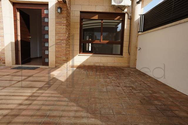 Casa adosada en Alquiler en Pueblo