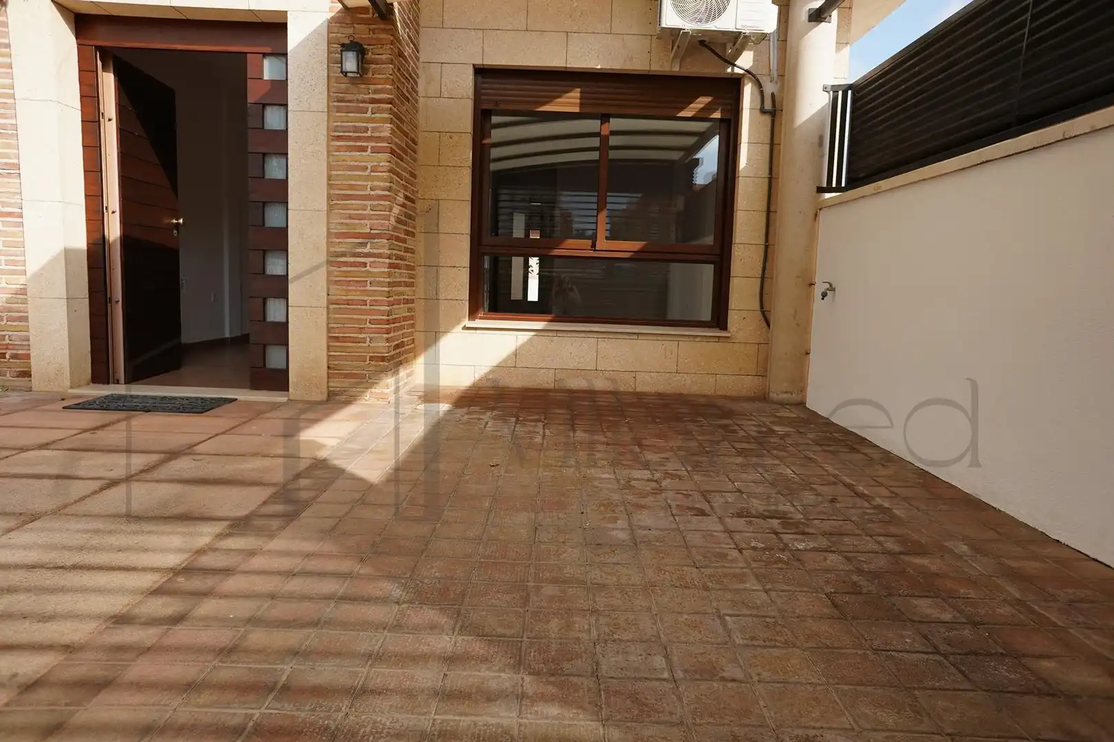 Casa adosada de alquiler en Pueblo