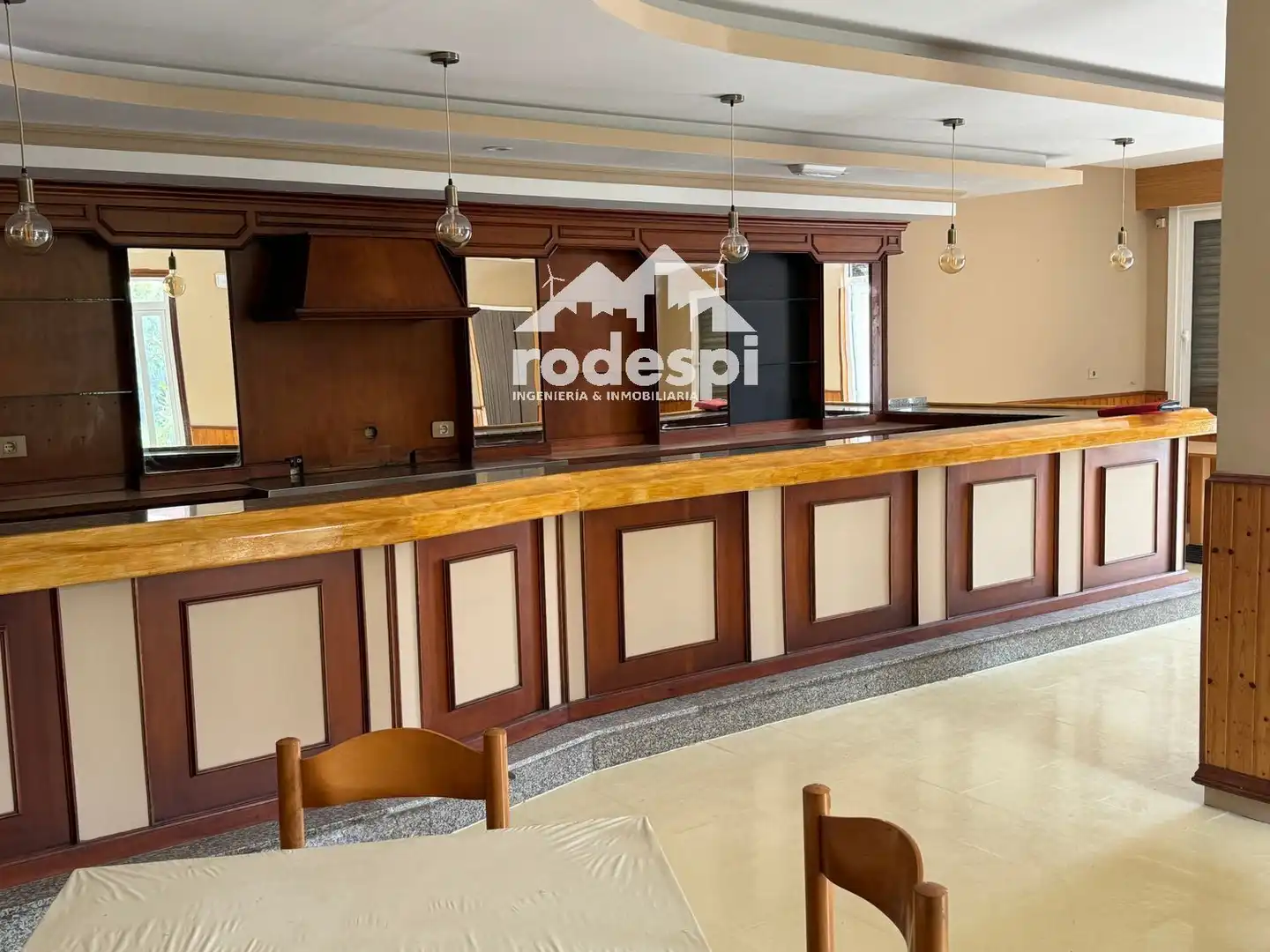Commercial properties for rent in Arbo  with Furnished