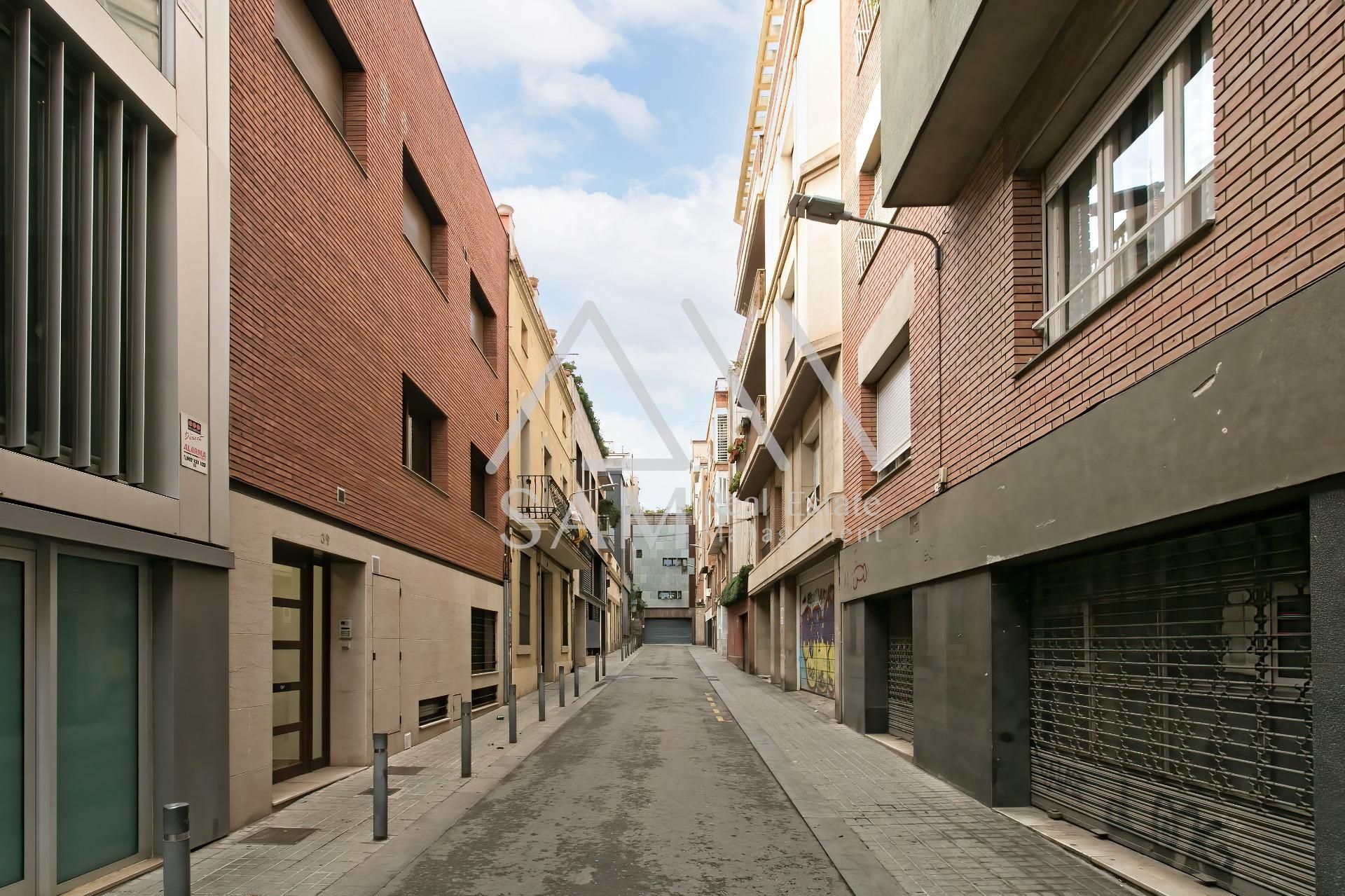 Vista exterior de Planta baixa en venda en  Barcelona Capital amb Aire condicionat i Traster