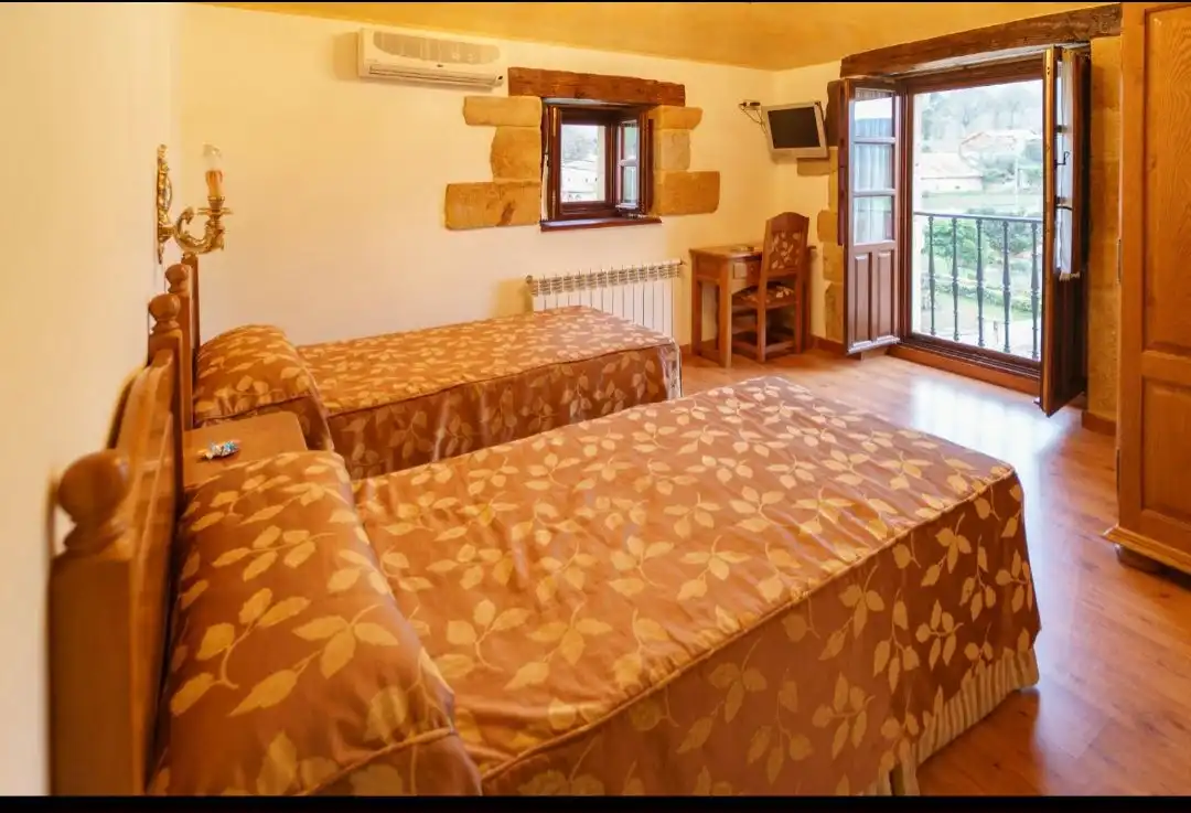 Schlafzimmer von Country house zum Verkauf in Santiurde de Toranzo