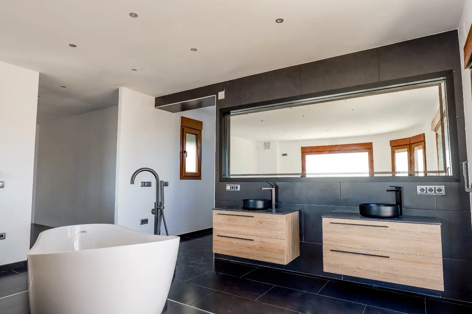 Bathroom of Houses for sale in Moraira