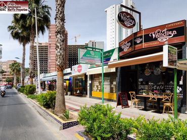 Locale commerciale in vendita a Cala de Finestrat