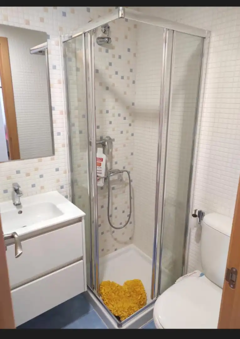 Baño de Dúplex en venta en Xeraco con Aire acondicionado, Amueblado y Piscina comunitaria