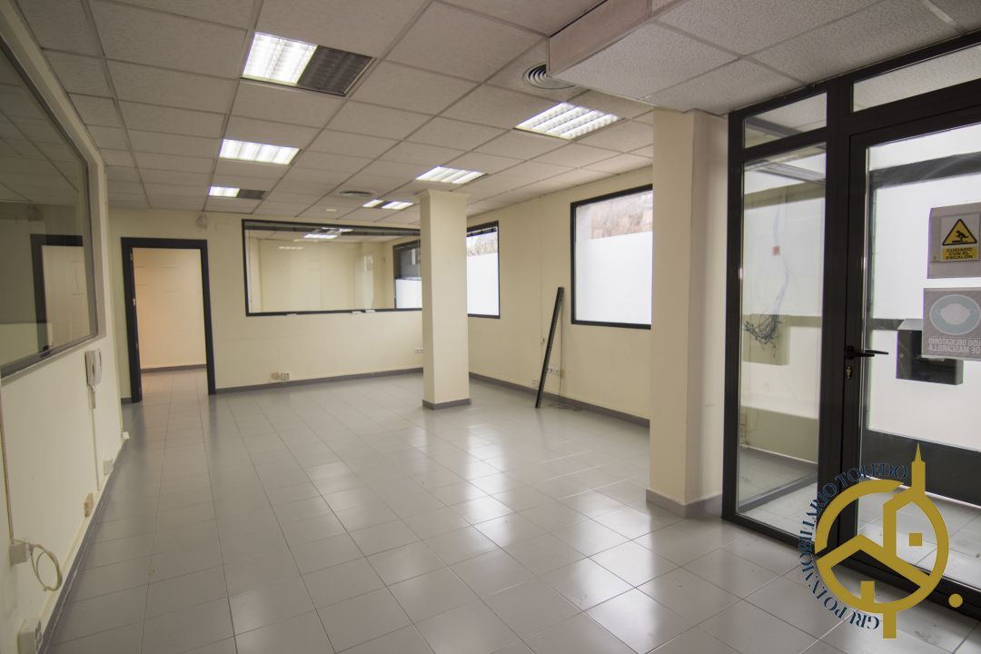 Office to rent in Pozuelo de Alarcón  with Air Conditioner, Heating and Storage room