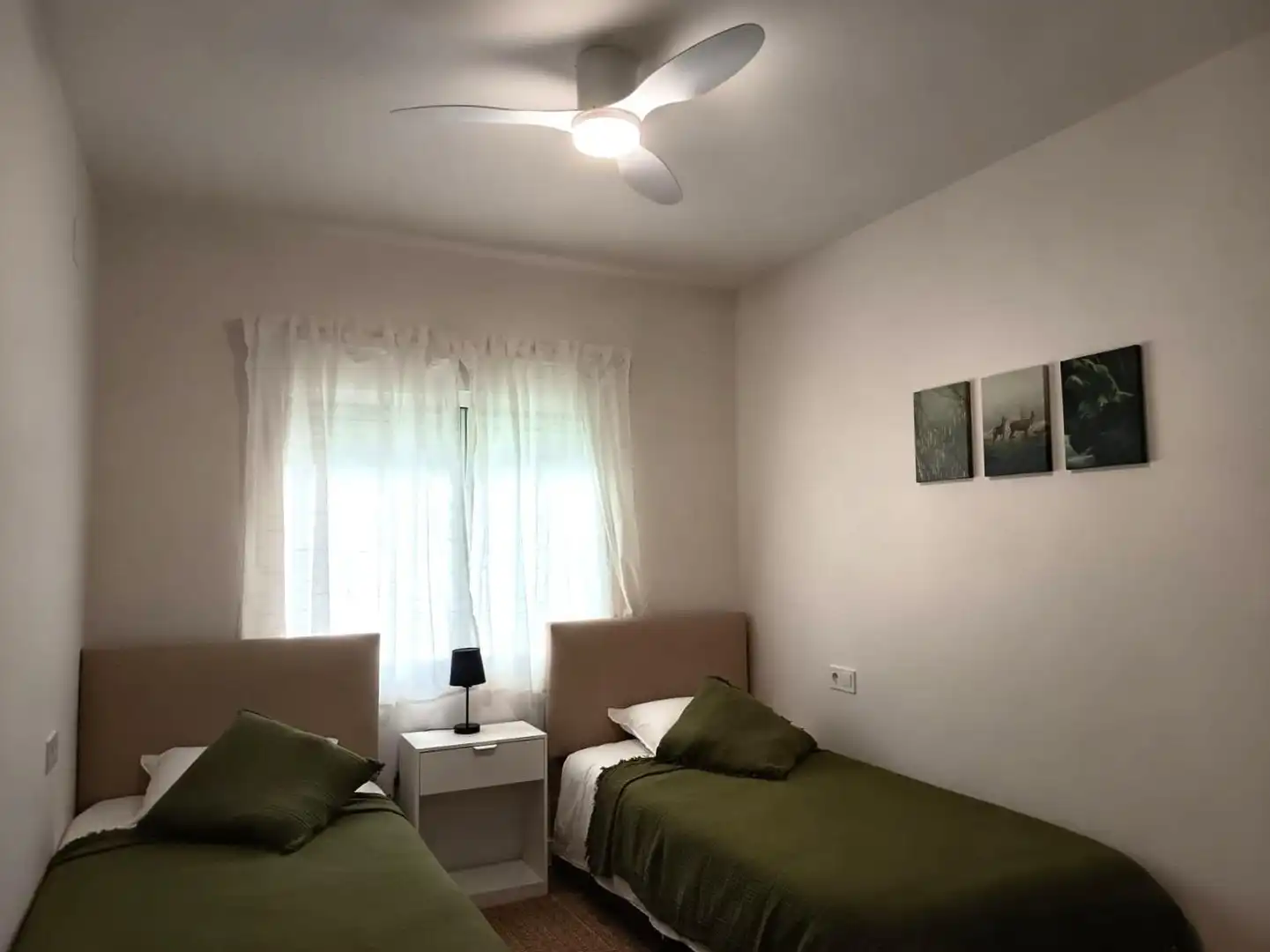 Habitación de Casa o chalet en venta en Orihuela con Jardín privado, Terraza y Trastero