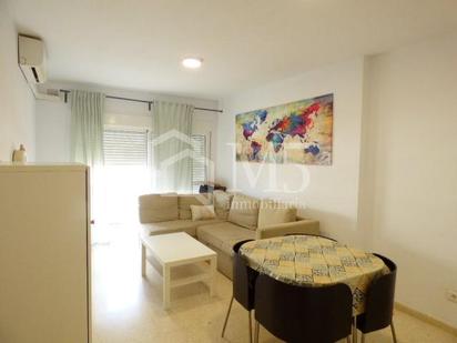 Living room of Flat for sale in Vélez-Málaga  with Terrace, Furnished and Community pool