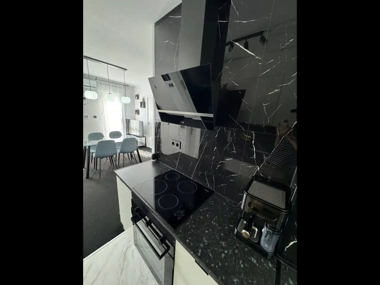 Cocina de Apartamento en venta en Torrevieja con Aire acondicionado, Calefacción y Terraza