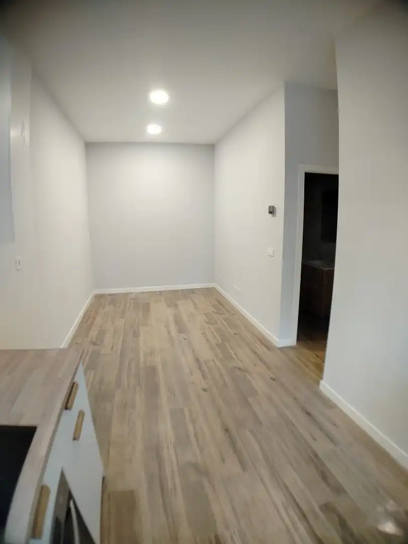 Wohnung zum Verkauf in Fuenlabrada mit Klimaanlage, Heizung und Ofen