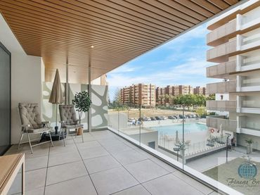 Wohnung mit Pool zum Verkauf in Mendez Nunez