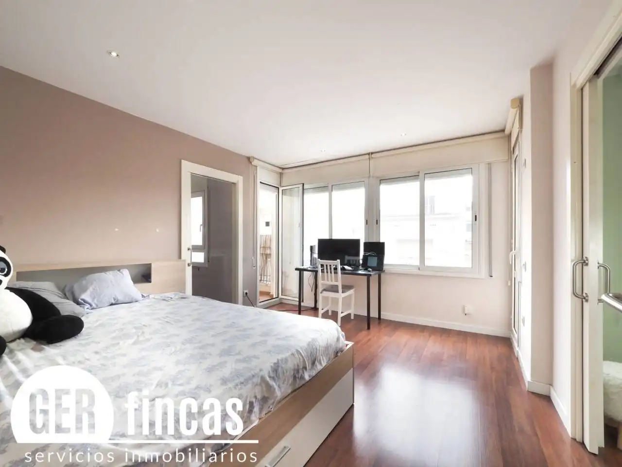 Flat with terrace for sale in Calle Sant Marc, imagen 18
