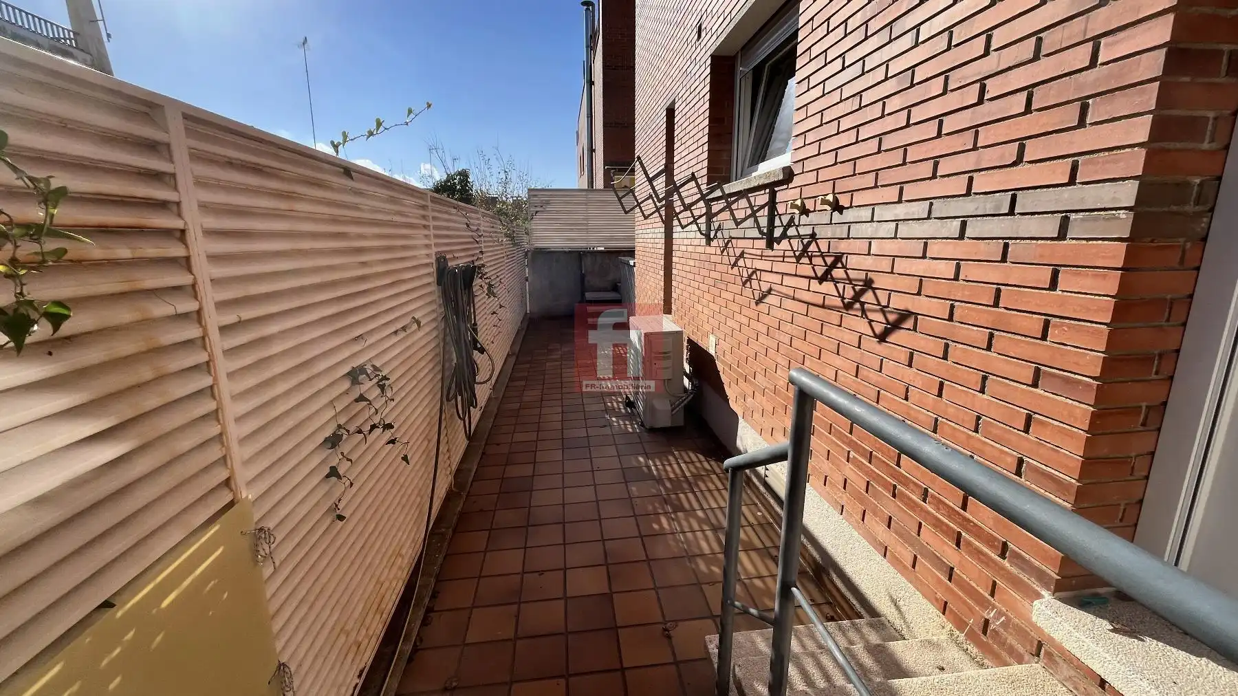 Vista exterior de Casa o xalet en venda en El Vendrell amb Aire condicionat, Calefacció i Terrassa