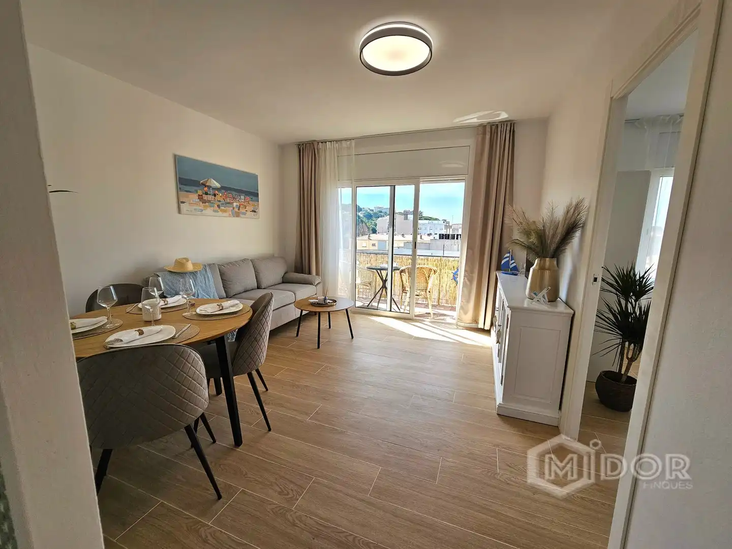 Living room of Apartments for sale in Sant Feliu de Guíxols  with Air Conditioner, Furnished and Oven