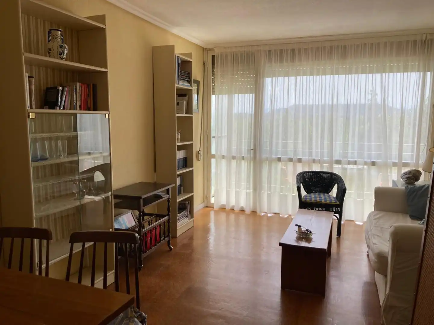 Wohnzimmer von Wohnung zum Verkauf in Lanciego / Lantziego mit Heizung, Terrasse und Schwimmbad