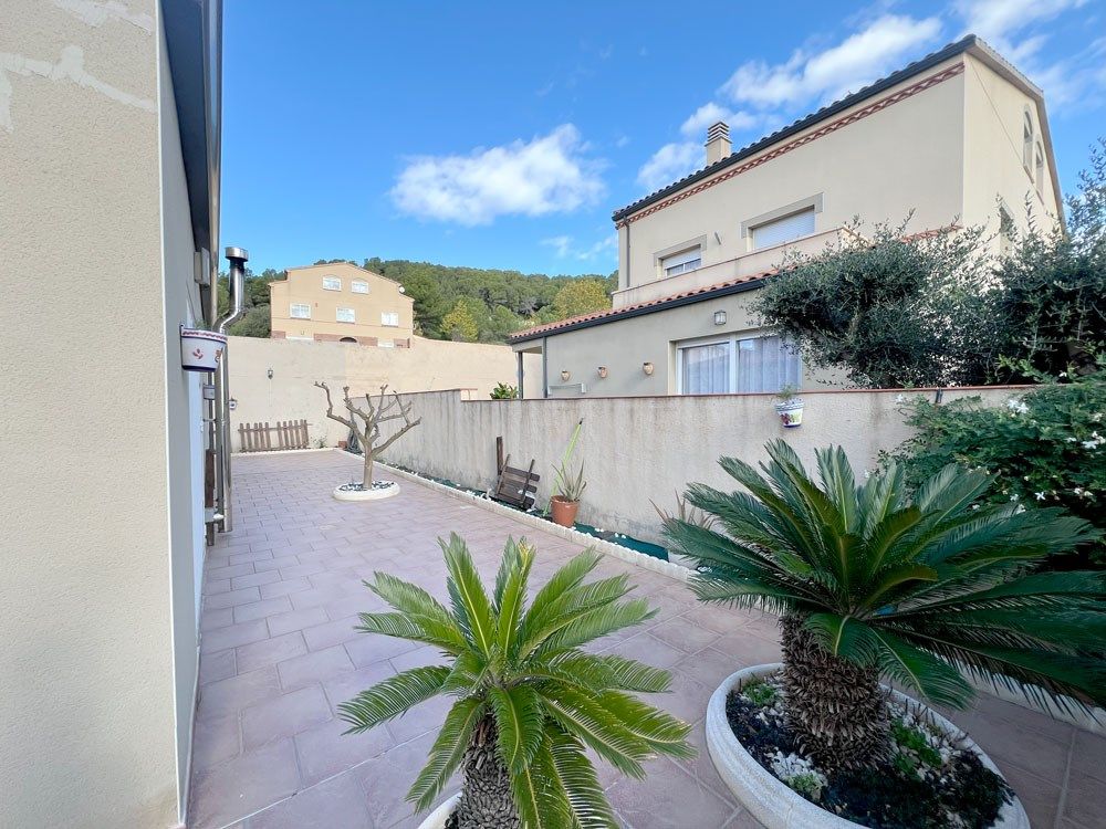 Exterior view of Single-family semi-detached for sale in Valls  with Heating and Terrace