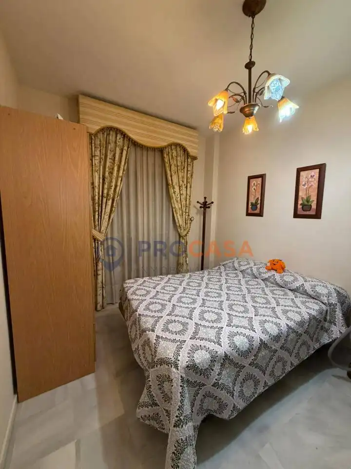 Habitación de Casa o chalet en venta en Utrera