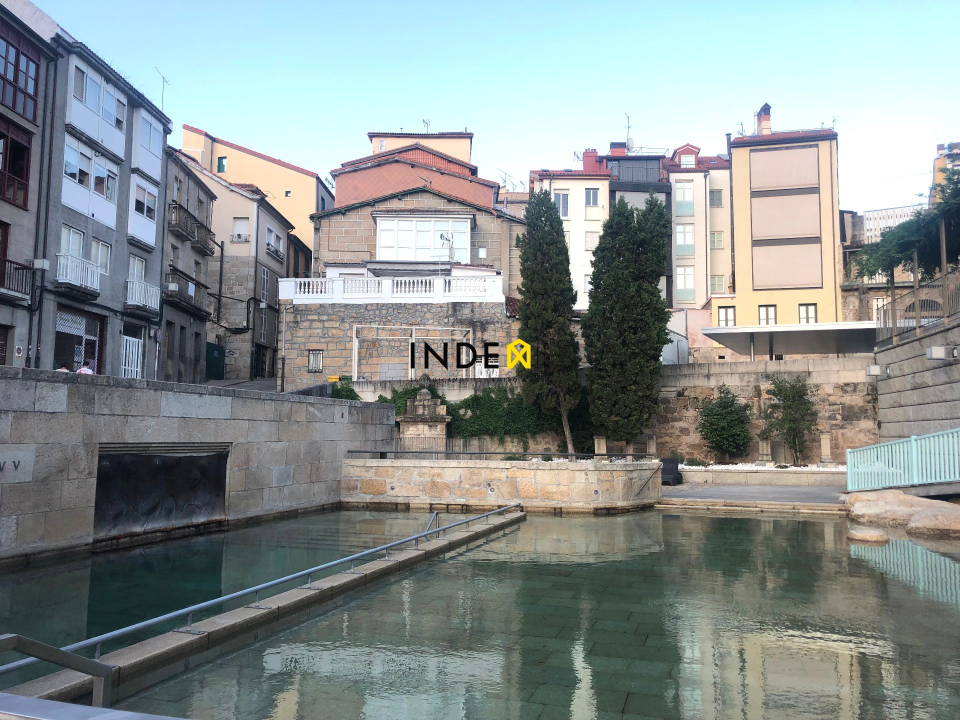 Piscina de Pis en venda en Ourense Capital 