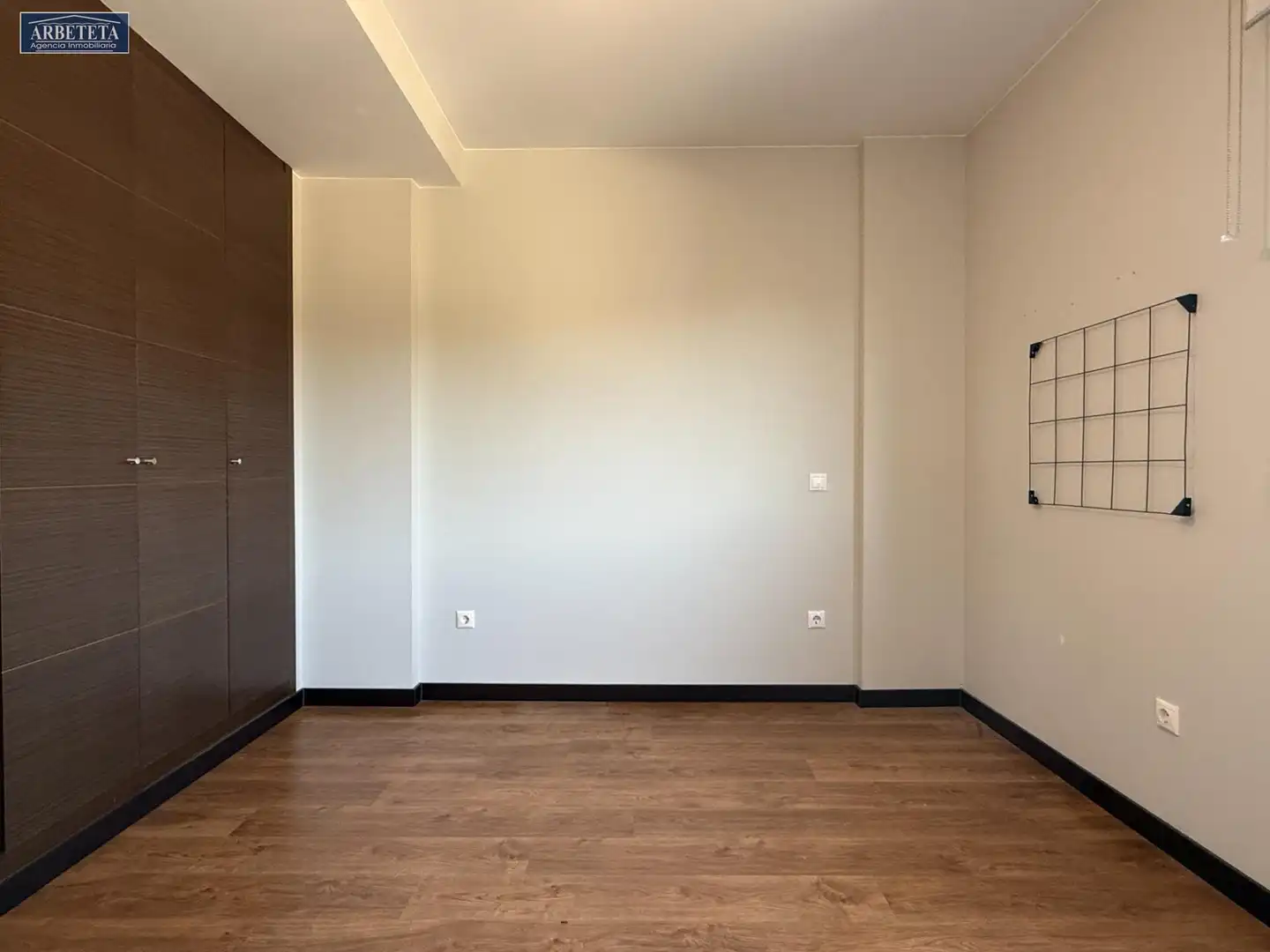 Casa adosada en venta en Urb. Belvalle