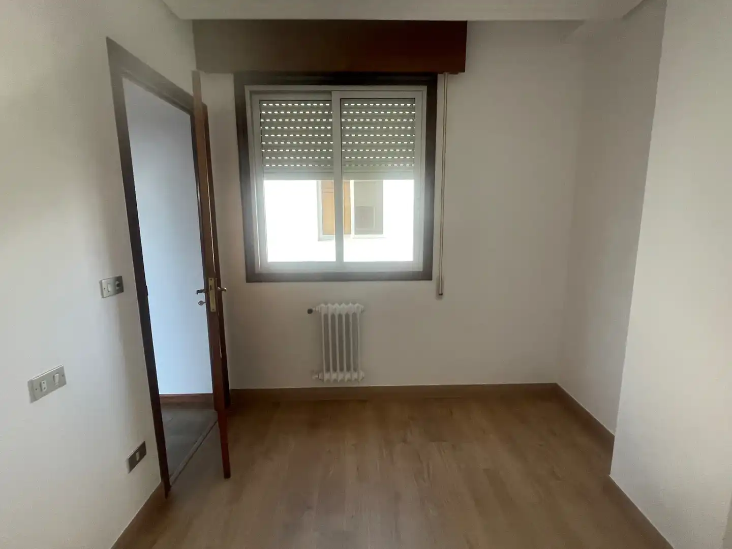 Schlafzimmer von Wohnung zur Miete in O Carballiño   mit Parkett, Terrasse und Ofen