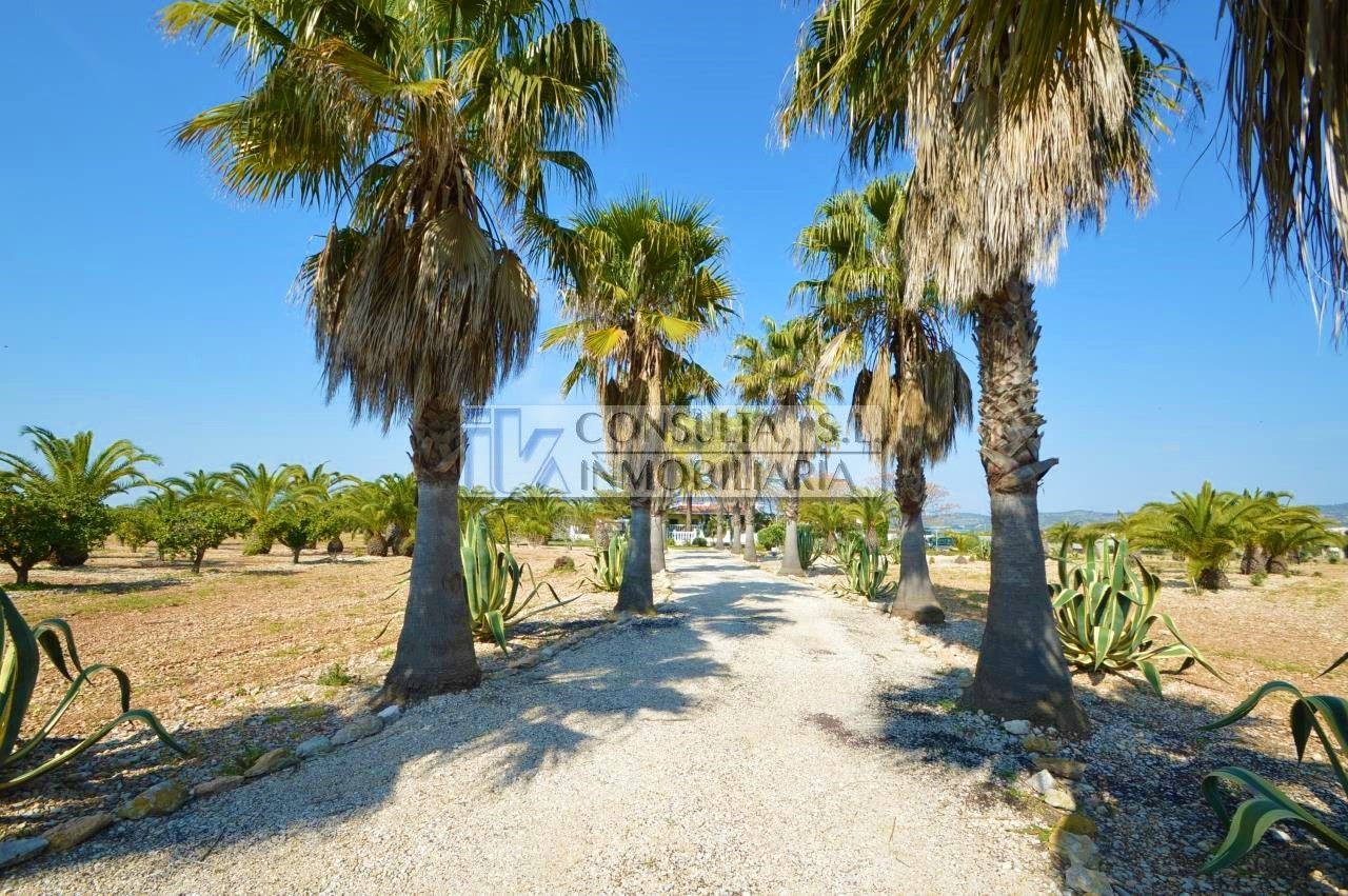 Exterior view of Country house for sale in Vinaròs  with Air Conditioner, Private garden and Terrace