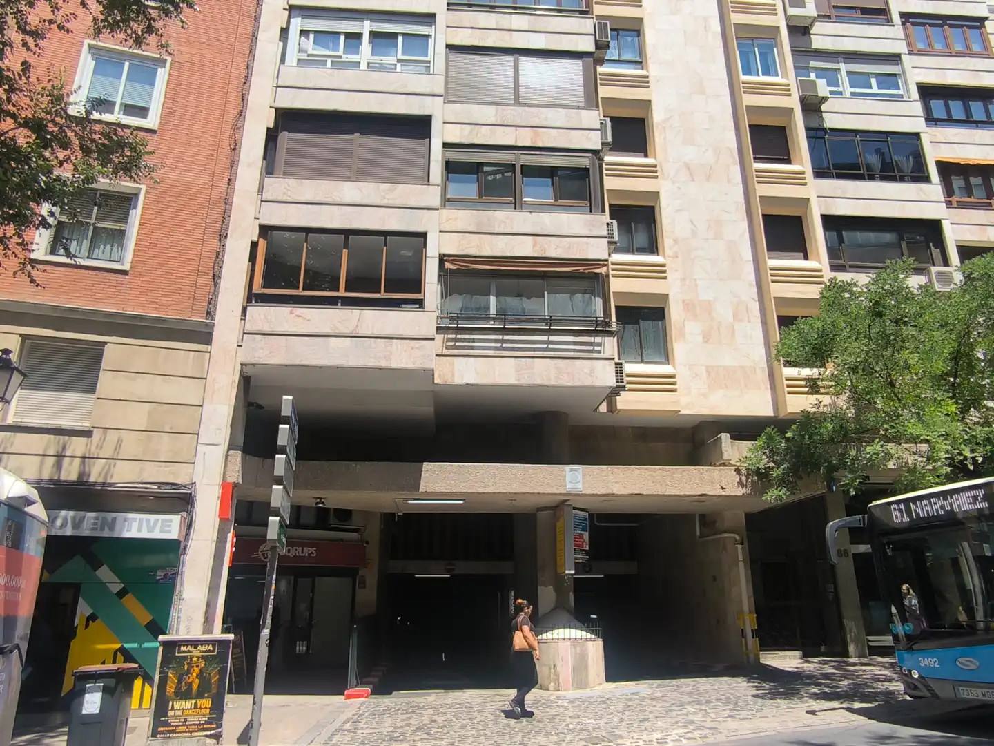 Vista exterior de Trastero de alquiler en Madrid con Alarma