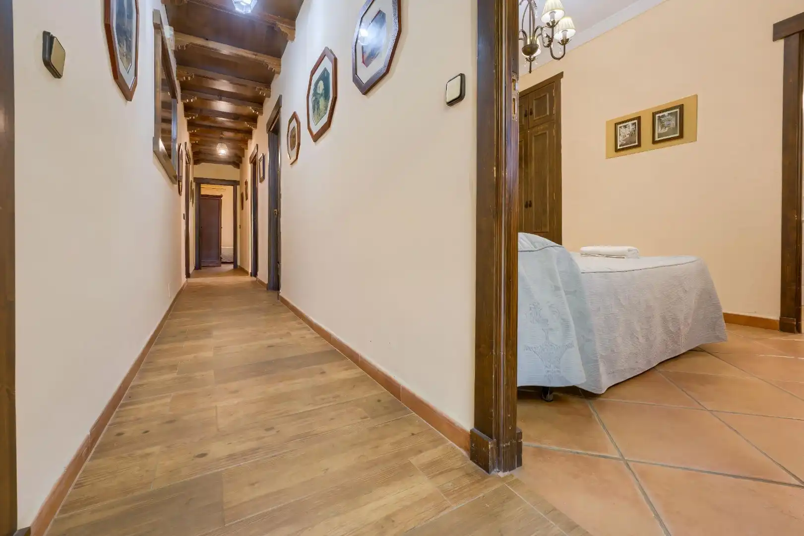 Casa o chalet en venta en Sanlúcar la Mayor con Aire acondicionado, Calefacción y Jardín privado