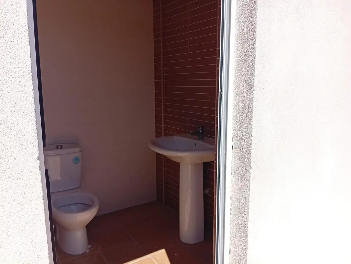 Bathroom of Flat for sale in La Pobla del Duc  with Air Conditioner, Furnished and Community pool