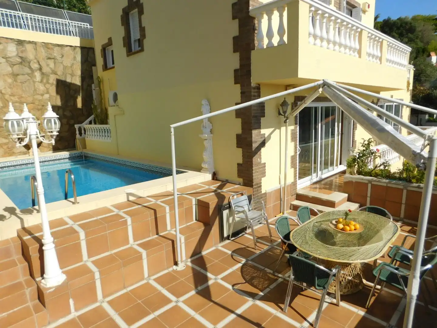 Piscina de Casa o xalet en venda en Roses amb Aire condicionat, Jardí privat i Terrassa