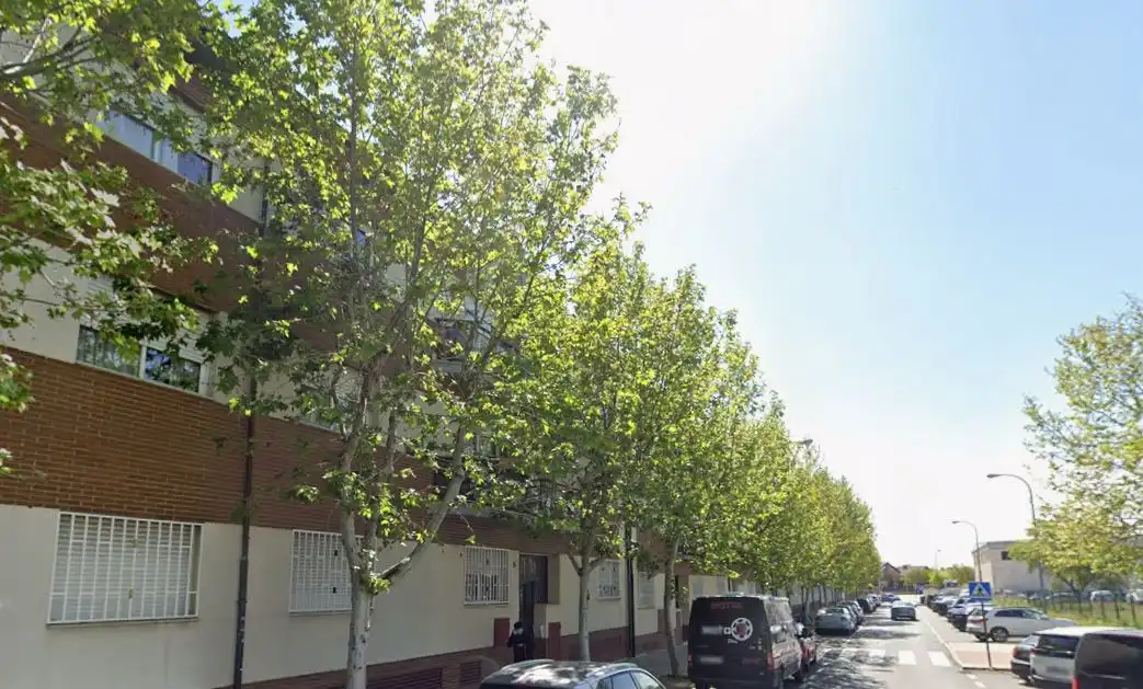Vista exterior de Piso en venta en Villanueva de la Cañada