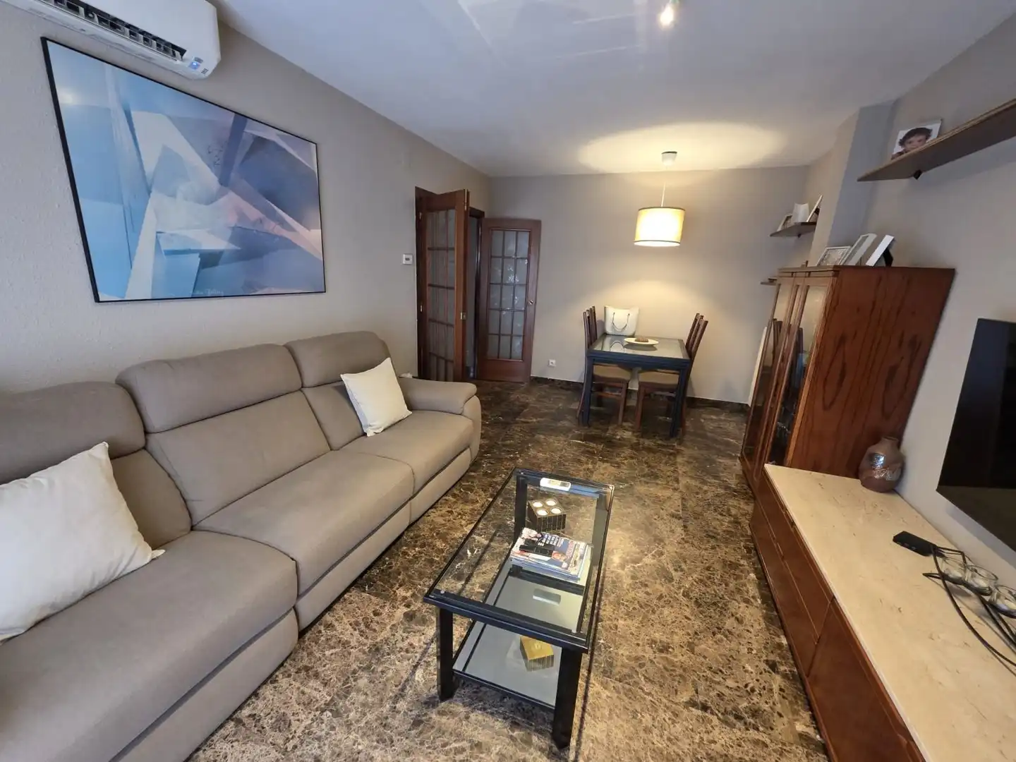 Sala de estar de Piso en venta en Santa Coloma de Gramenet con Aire acondicionado, Calefacción y Terraza