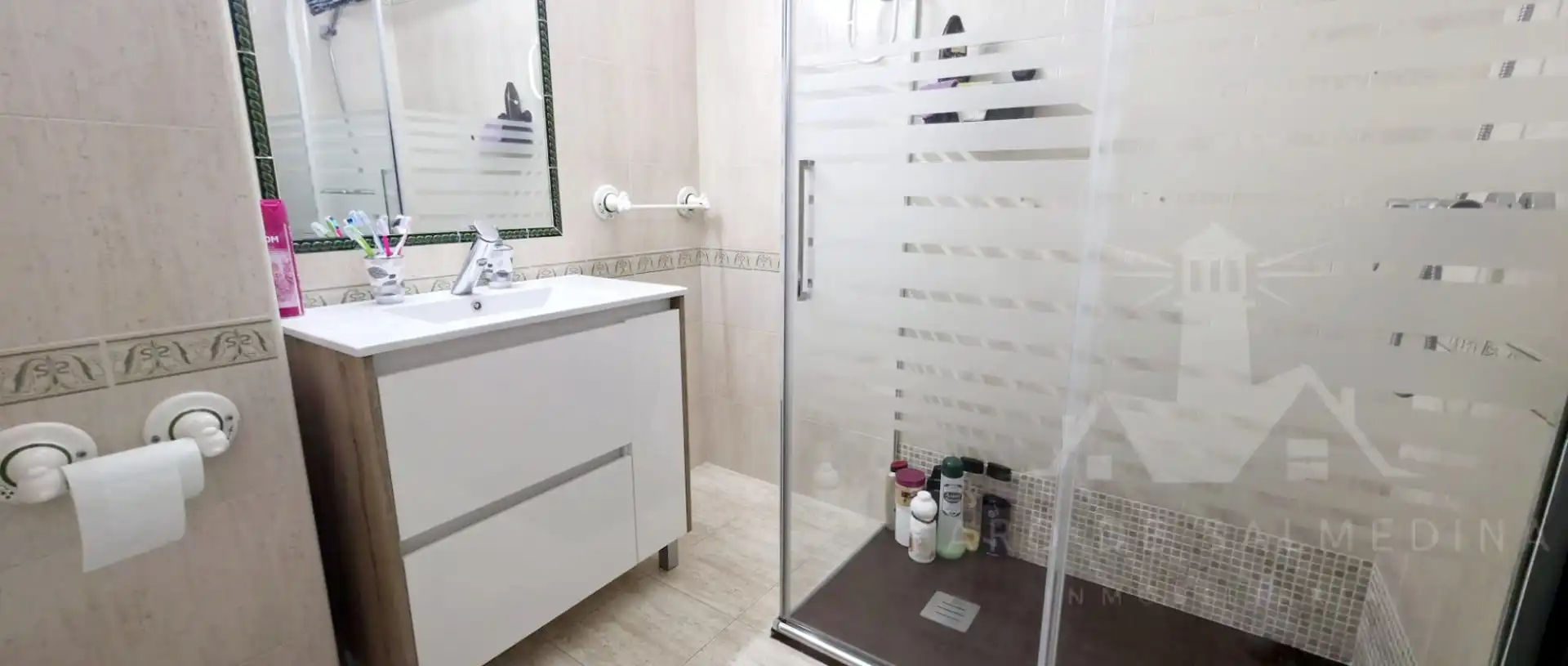 Bathroom of Flat for sale in Chipiona  with Air Conditioner and Terrace