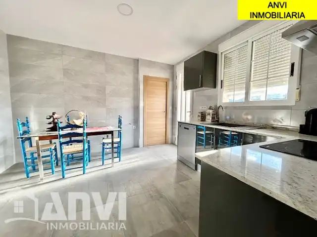 Casa amb terrassa en venda a Vilamarxant, imagen 2
