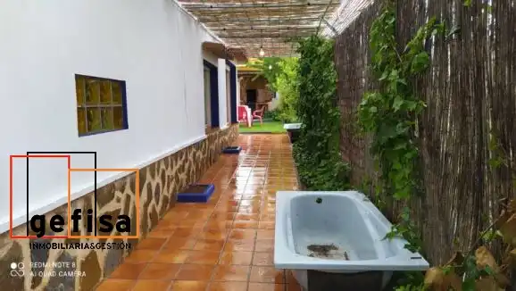 Terrassa de Finca rústica en venda en Valdepeñas amb Aire condicionat, Calefacció i Jardí privat