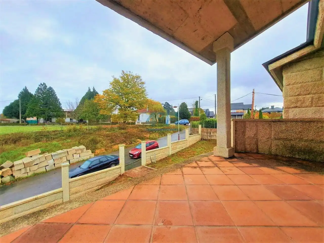 Vista exterior de Casa o chalet en venta en O Carballiño   con Calefacción, Jardín privado y Terraza