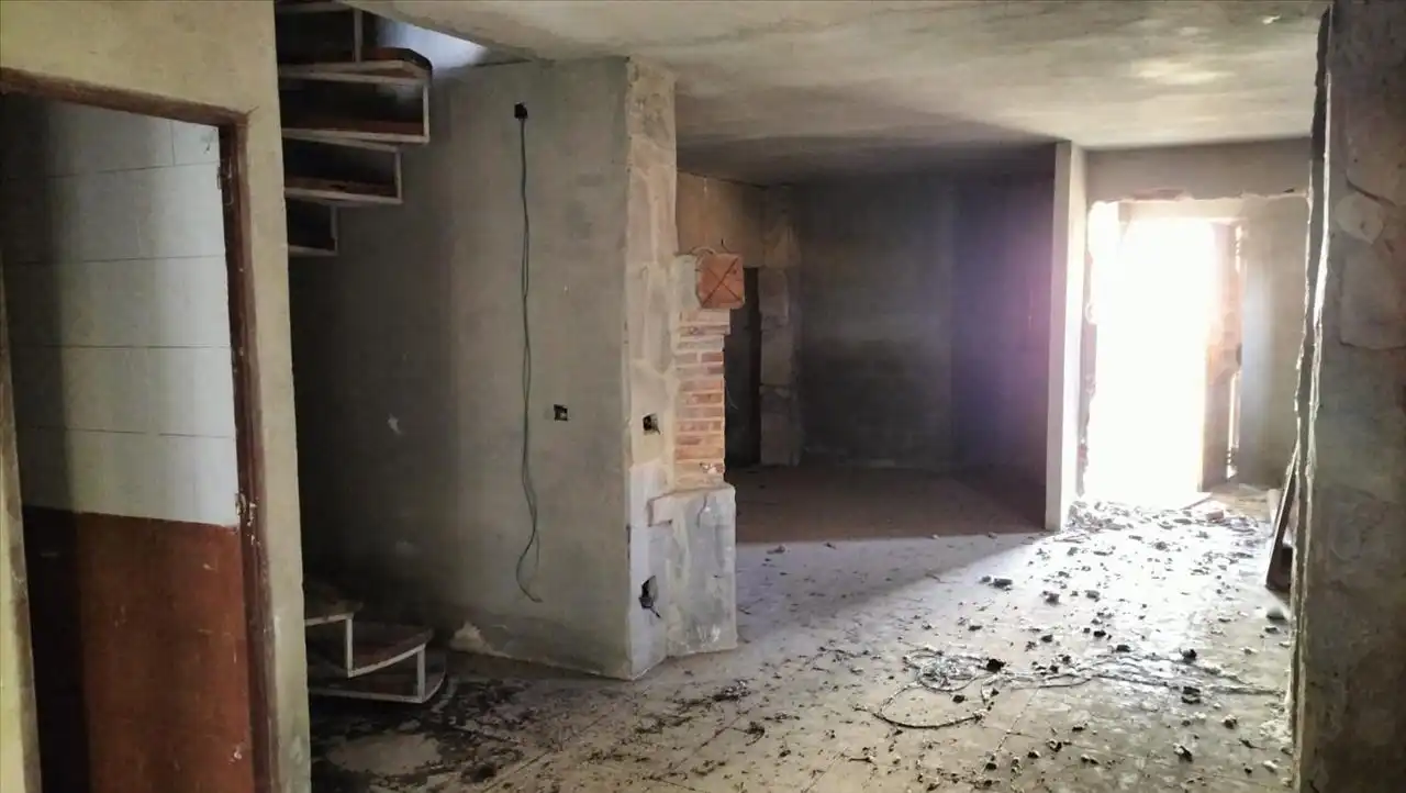 Casa adosada en venta en Valde-Ucieza