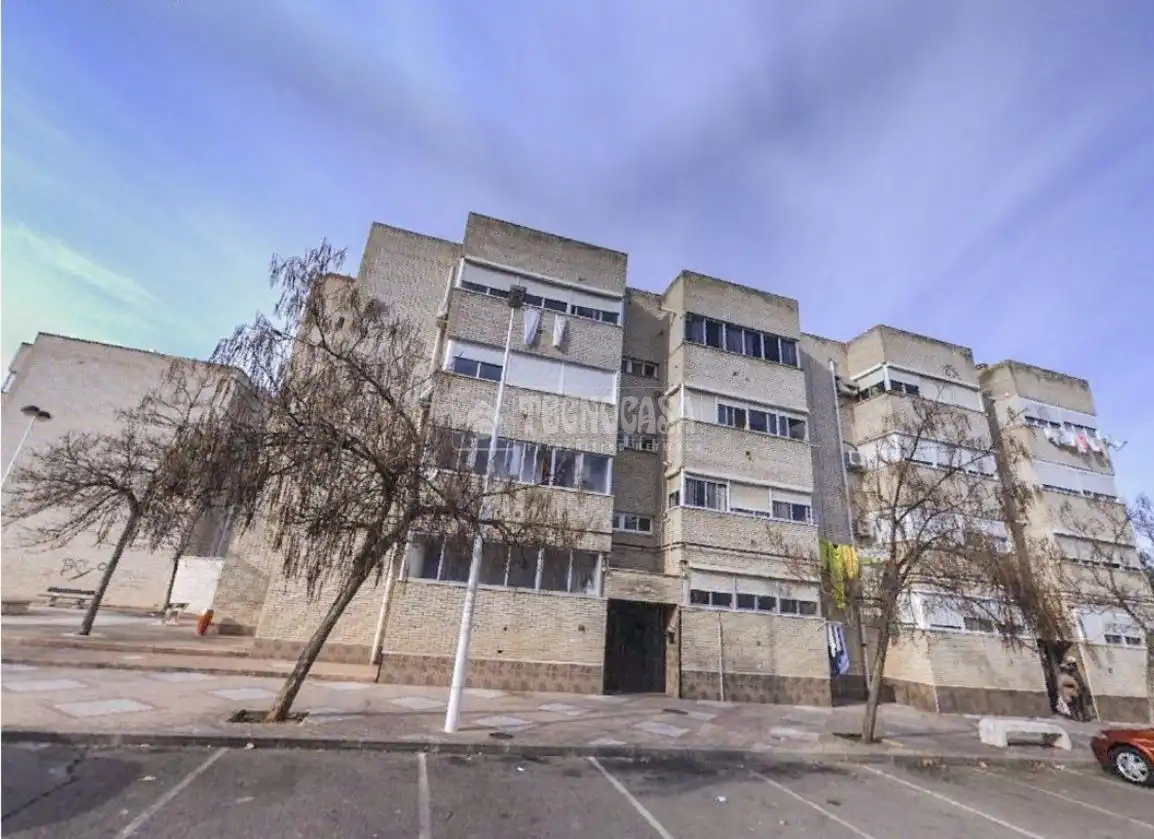 Vista exterior de Piso en venta en Puertollano con Aire acondicionado, Calefacción y Terraza