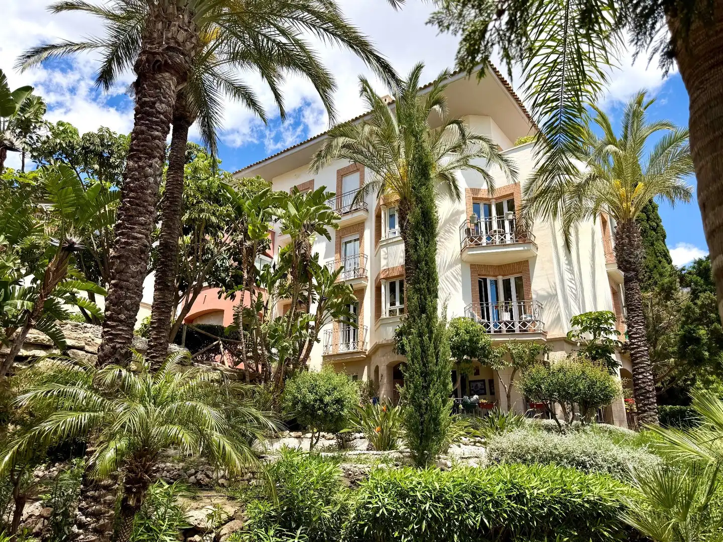 Vista exterior de Apartament en venda en Benalmádena amb Aire condicionat, Calefacció i Terrassa