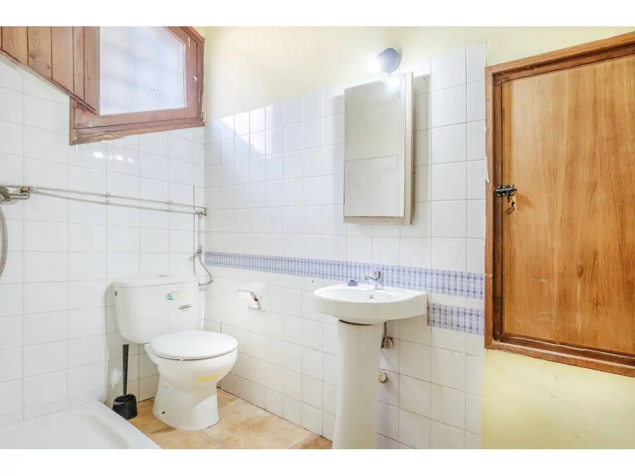 Bany de Casa o xalet en venda en Sant Quirze Safaja amb Calefacció, Jardí privat i Piscina